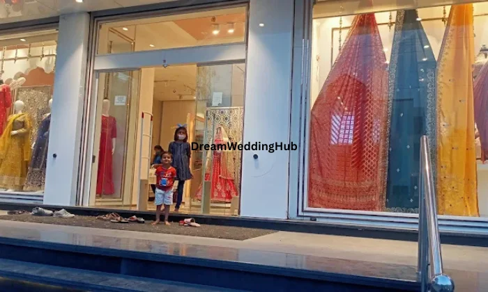 Banaras Saree Centre